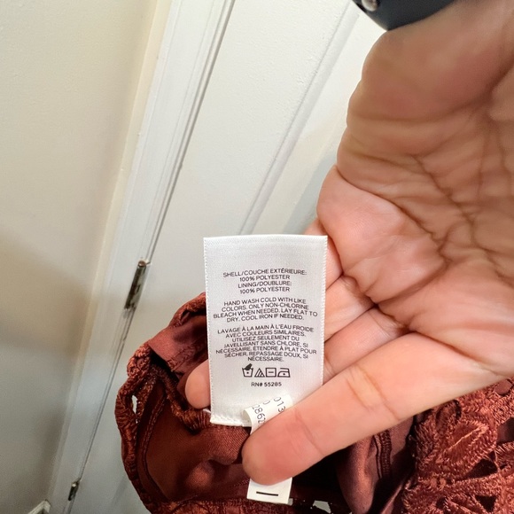 Express Lace blouse short sleeve size large - Picture 5 of 6